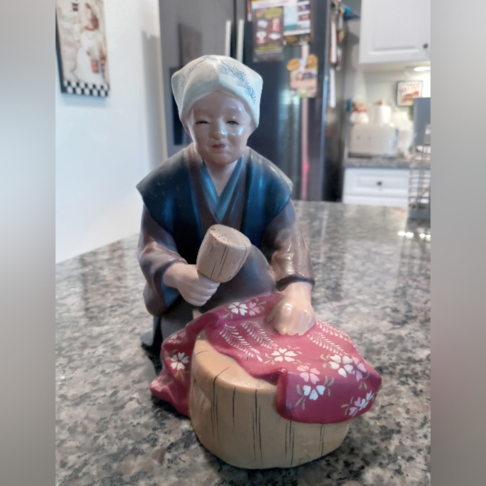 Traditional Japanese Hakata Doll
